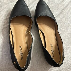 New attitude flats size 8.5